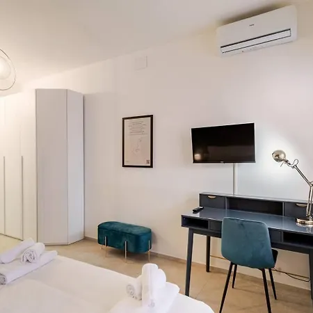 Modern In The Heart Of By Rd Domus *